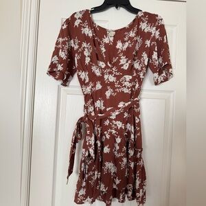 Billabong dress Size small